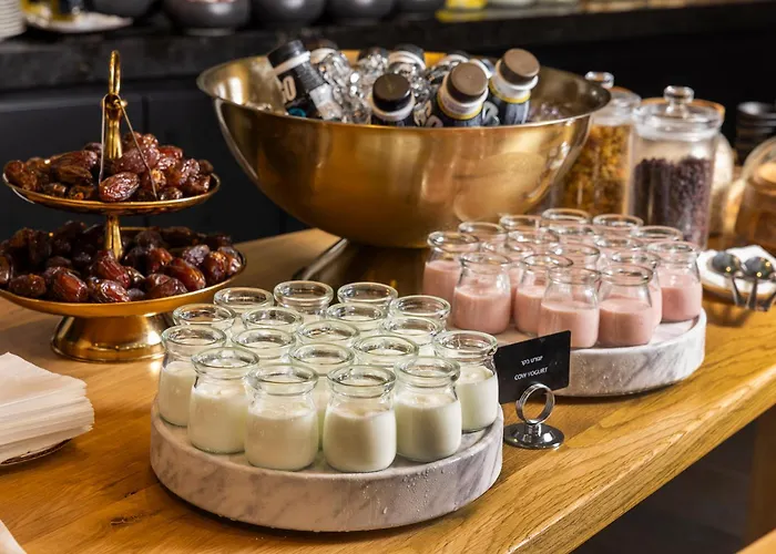 Almond Hotel - Adults Only